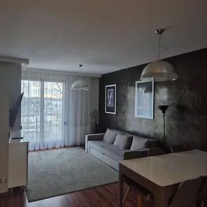 https://apartament-karkonoska-z-garaem.hotelswroclaw.com